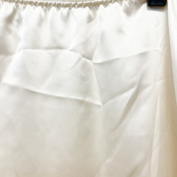 Kimchi Blue Women's Jensen Satin Fluted Maxi Skirt Off White Size XS - Picture 8 of 15